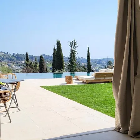 Ideal Aparthotel *